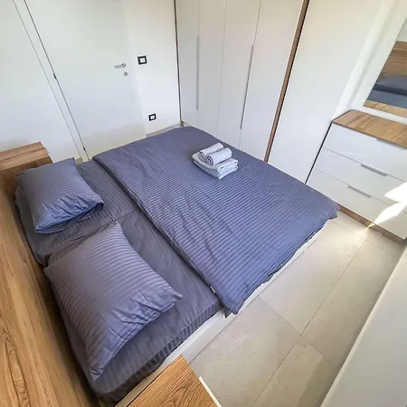 Apartment Maro 1372 Durrës