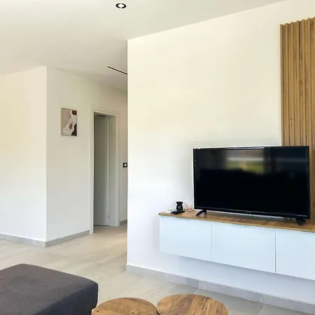 Apartment Maro 1372